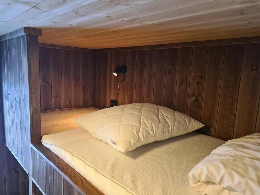 Ladebua Villa Brunstad Eksteriør billede