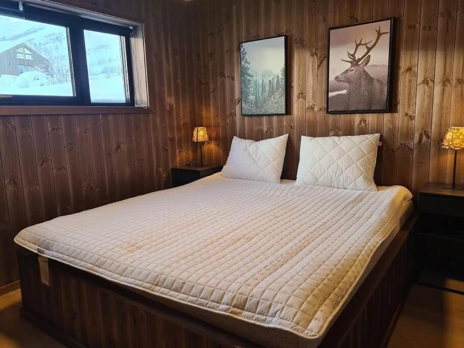 Ladebua Villa Brunstad Eksteriør billede